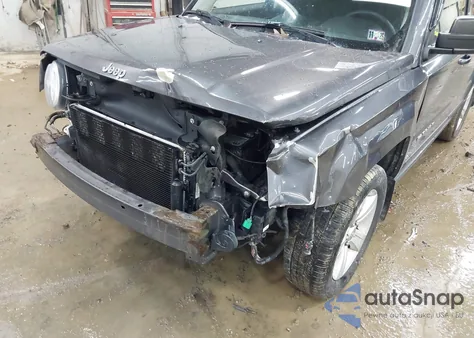 2017 Jeep Patriot Latitude 4X4 из США, поврежденный, VIN 1C4NJRFB5HD168723